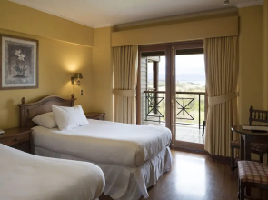 Hotel y Cabañas Lago Ranco - Caja Los Andes