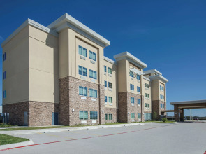 La Quinta Inn & Suites by Wyndham Kingsville