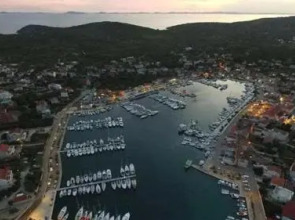 Apartments Carev 1293