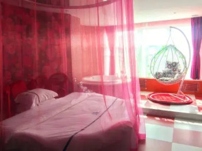 Yinhe Theme Apartment (Taiyuan Shimao Shop)