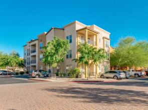 Ground Floor Condo Steps Away From Pool & Spa!! 2 Bedroom Condo by RedAwning