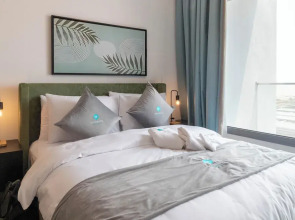 Bloomfields Euphoric STU in Oasis Masdar