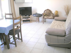 Apartment With 2 Bedrooms in Carcassonne, With Wonderful Mountain View