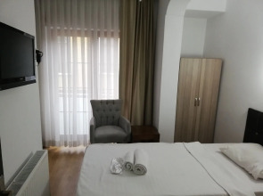 Selanikli Pansiyon Heybeliada