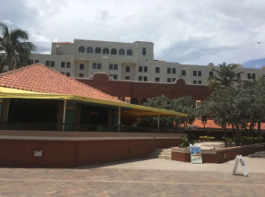 The Hollywood Beach Studios