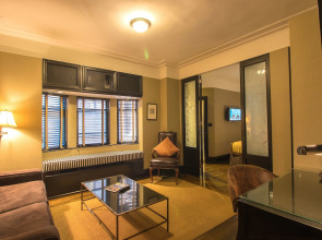 The Mansfield ( Closed)