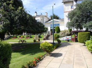 Devonshire House Hotel