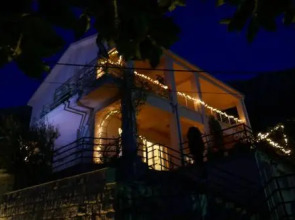 EcoHouse Risan Studio