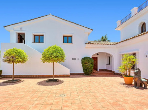 Sotogrande White House Villa