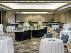 Hyatt Regency Buffalo / Hotel and Conference Center