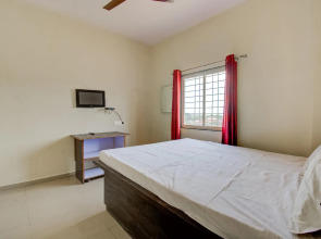 SPOT ON 75329 Wayne Manor