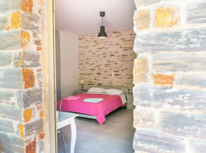 Holiday Rooms