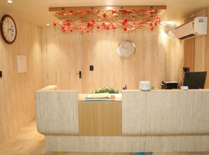 Hotel Aroma Inn