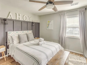 Gorgeous OIB Escape w/ Dock & Canal View!