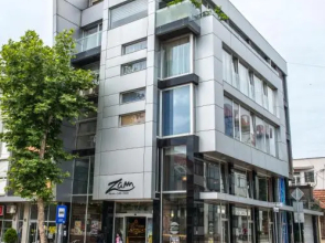 Zam Residence