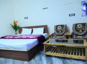 Shraddha Guest House