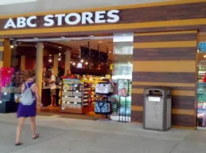 Waikiki Beach Apartment #225