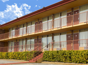 Red Lion Inn & Suites Branson