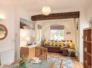 St Martins Apartment