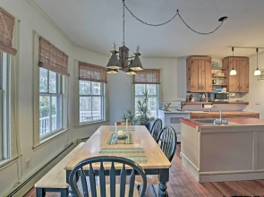 Easy Access to Beaches: Vineyard Haven House