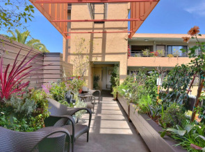 Stanford Terrace Inn