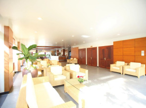 Canary Beach Resort