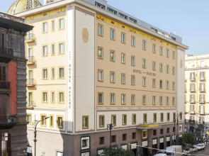 Hotel Naples