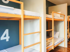 HQ Hostel