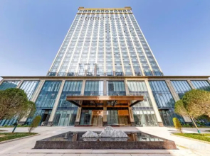 Fengxin Ronghui Landscape Hotel