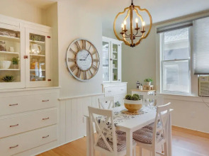 Historic Home 3 Blocks to Whiskey Row & Downtown