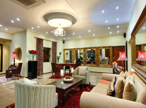 Shangri-La Manor - Adults Only