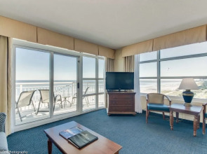 Corner Glass Oceanfront Units With Spectacular Views