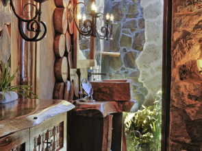 Ocho Artisan Bungalows - Adults only