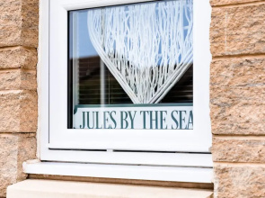 Jules By The Sea Anstruther