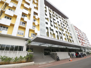 RedDoorz Apartment near Summarecon Mall Serpong