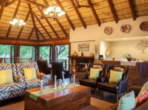 Tuli Safari Lodge