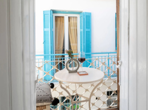 Casa Blue Old Port
