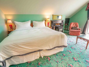 Amethyst Inn at Regents Park