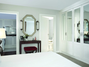 Bliston Suwan Park View