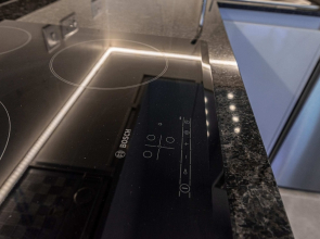 E1 STUDIOS-Hosted by Sweetstay