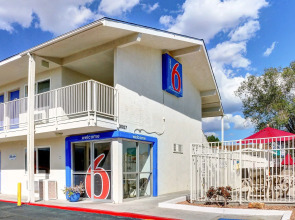 Motel 6 Santa Fe