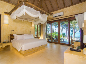 High Season Pool Villa & Spa