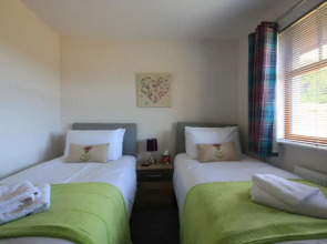 Wards Croft No 14 House