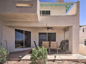 Amenity-packed Home w/ Hot Tub & River Views!