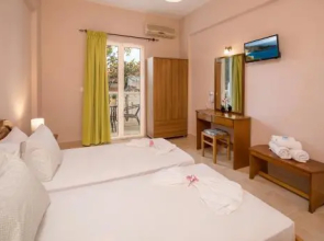 Mare Blu Studios & Suites