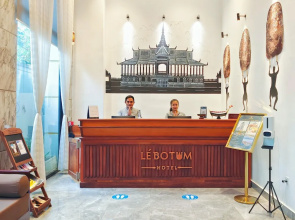 Le Botum Hotel