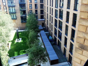 Birmingham City Centre-chinatown-business-leisure