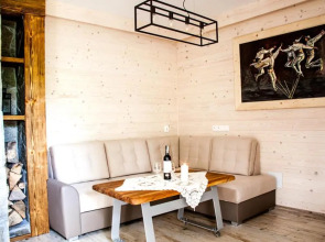 Apartament Pod Modrzewiami