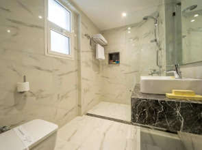 Xperience Kiroseiz Parkland Resort