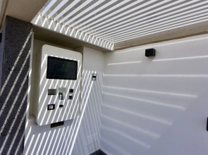 Esmeralda Cotillo Homes by LIVVO